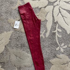 Zyia Rosa Maze Leggings